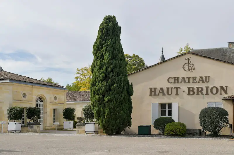 【頂級珍藏家必讀】 侯伯王（Château Haut-Brion）的投資黃金曲線：洞悉完美賣出時機，釋放您珍藏的最大價值 - 金勝商行